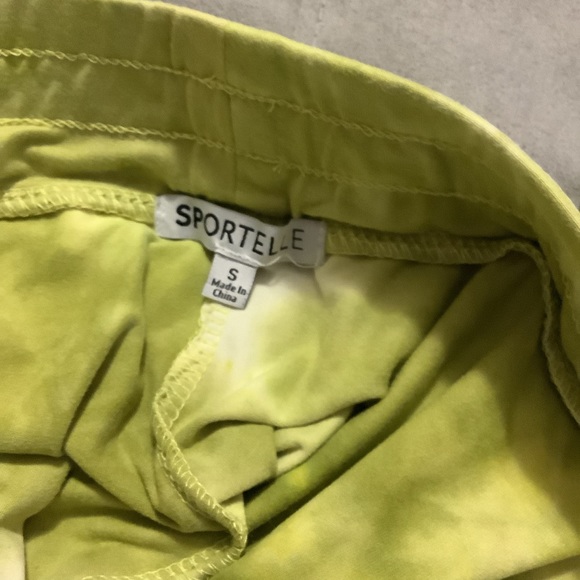 Tied Dyed  Sportelle shorts stretchy greenish size Small NWT 28$ from Be… - Picture 7 of 9
